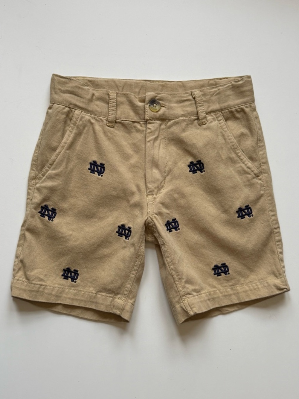 Wes & Willy Boys Notre Dame Fighting Irish
Embroidered Twill Short - Size 4